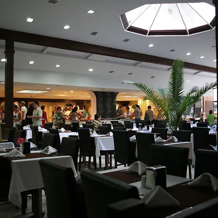 酒店 Rivero 凯梅尔