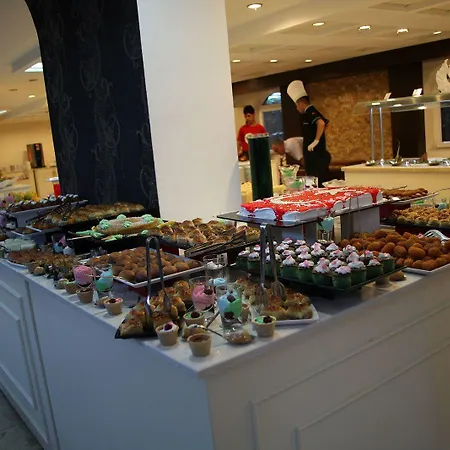 Rivero 酒店 凯梅尔