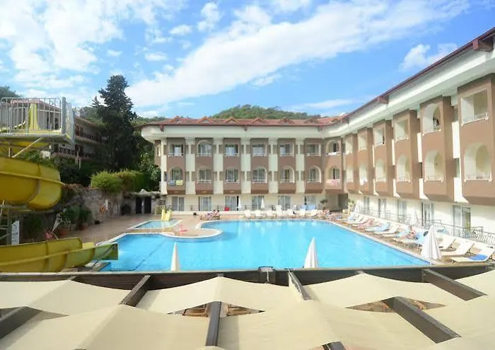 Ξενοδοχείο Rivero 4*